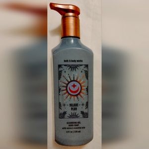 BATH N BODY WORKS HAND GEL SOAP